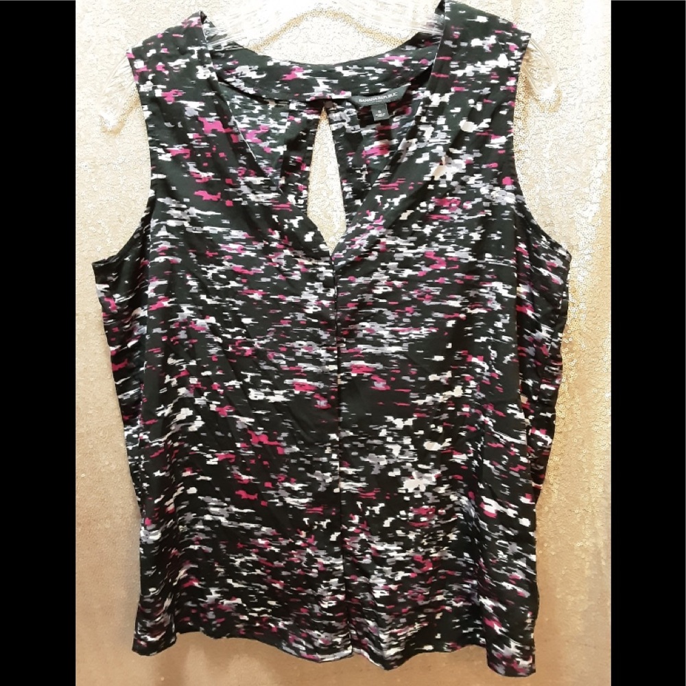 Banana Republic Women’s Sleeveless Top